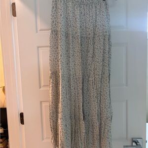 Brandy Melville Blue and White Floral Maxi Skirt